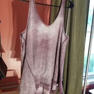 SOLD - Drapey V-Neck Tank Top - sz M
